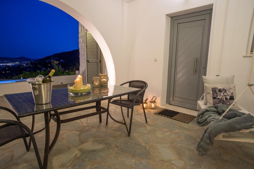 Azzurro Bianco Suites Parikia  Exterior photo